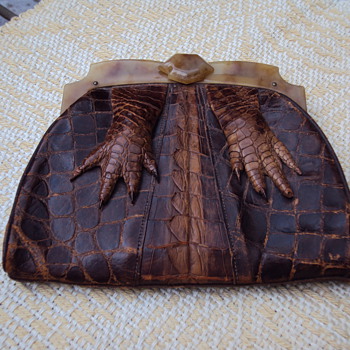 Alligator and Tortoise Flapper Clutch?