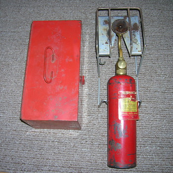 Turner 100 LP Gas Camp Stove - Kitchen