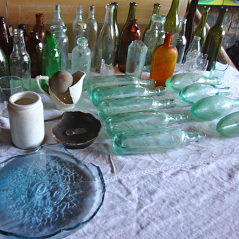 A few things I've dug up! - Bottles