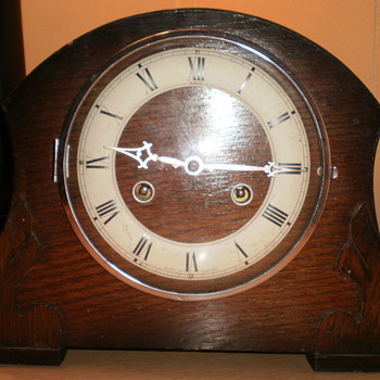 Anvil clock 