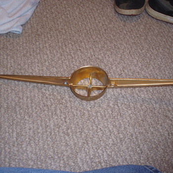 Unknown Hood Ornament
