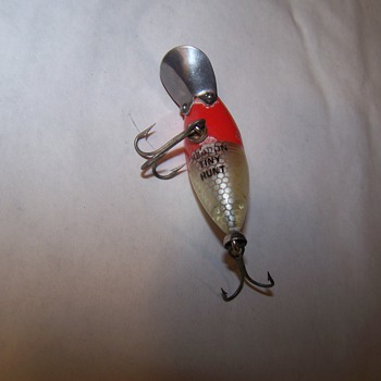 OLD LURES NEED HELP WITH THERE PAST AND PRESENT VALUE - Fishing