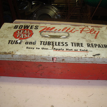 more stuff for my garage  - Petroliana