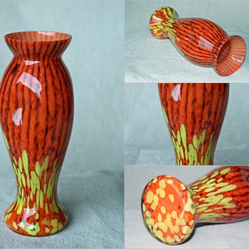 Franz Welz Stripes & Spots dimple Vase