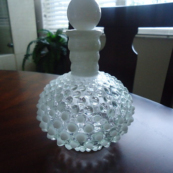   A WHITE & CLEAR JAR