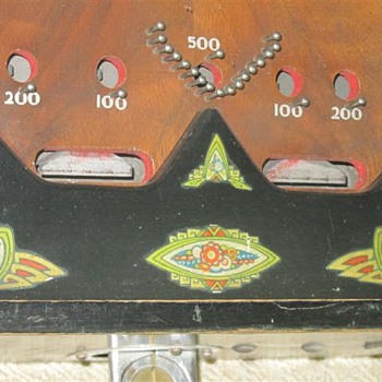 Vintage 5 cent table top pinball Anyone seen this before?