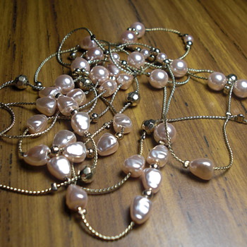 unknown pearl necklace