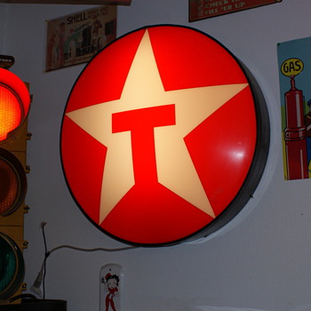 Texaco sign - Petroliana