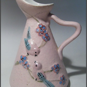 HULL POTTERY ( USA ) Pitcher - Art Pottery