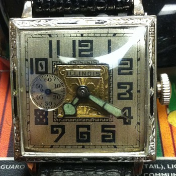 Illinois Square - Wristwatches