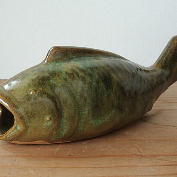 OLD GREEN POTTERY FISH WALL POCKET