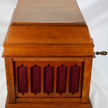 Vinatge Original Oak THOMAS EDISON AMBEROLA 50 Cylinder Phonograph - Electronics