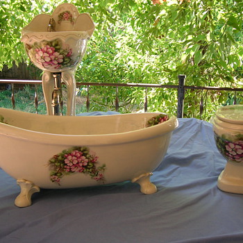 Salesman Sampler Bathroom Set - Advertising