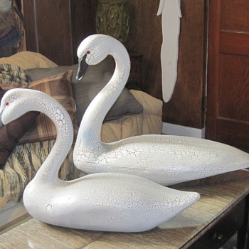 LIFE SIZE SWAN DECOYS DECORATIVE J W COOPER