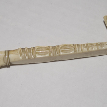 Uknow piece of Bone or ivory