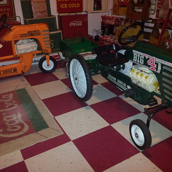 AMF Big 4 Pedal Tractor - Toys