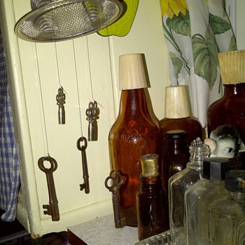 My skeleton keys and old lamp key windchime