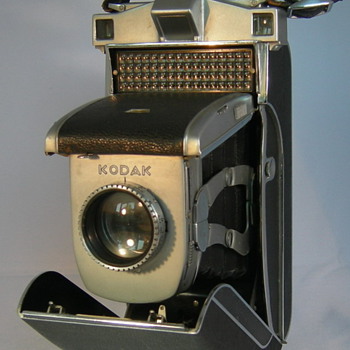 Super Kodak Six 20