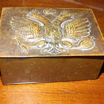 GRANDFATHER'S SMALL TIN BOX - Accessories