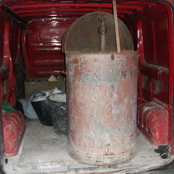 old lamp oil drum - Petroliana