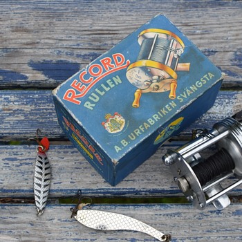 Abu Record 1700 A - Fishing