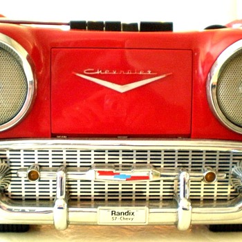1980's± Randix '57 Chevy AM/FM-Cassette Portable Radio