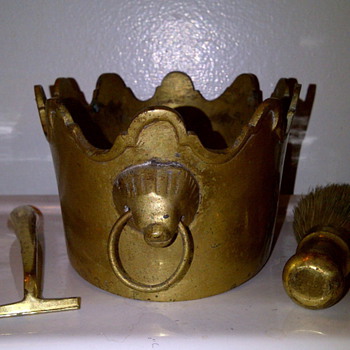 Vintage brass shaving bowl