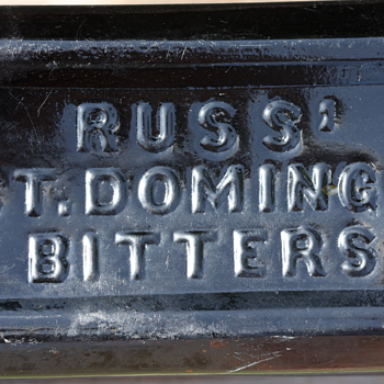 :::::Russ St. Domingo Bitters::::