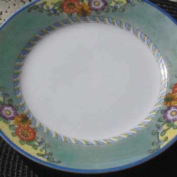 I had Bought this set Cheap any ideas 12 big plates 