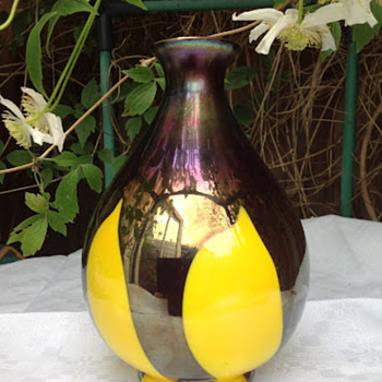 Kralik?  - Art Glass
