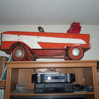 vintage petal car