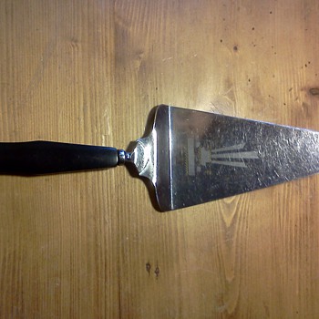 Art Deco Bakelite Cake Server?