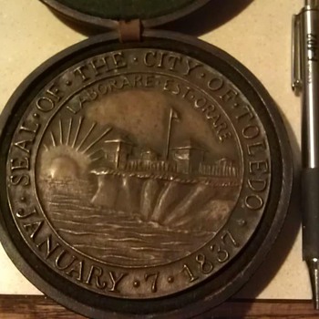 Toledo, Ohio Medallion - Medals Pins and Badges