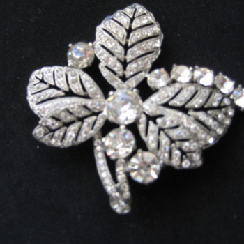 Eisenberg original fur pin