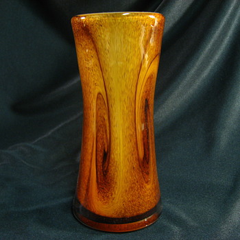unknown art glass vase - Art Glass