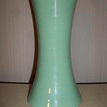 Ruby red glass vase with gold peacock design - Accessories