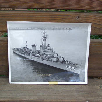 USS HAILEY DESTROYER - Military and Wartime