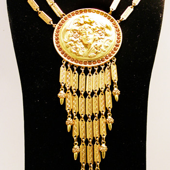 Vintage Goldette N.Y. Victorian Cameo Fringe Festoon