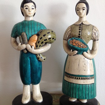 Folk-Style Farmer Figurines - Folk Art