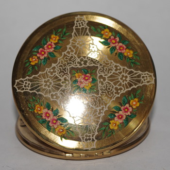 Lady's Compact - Accessories
