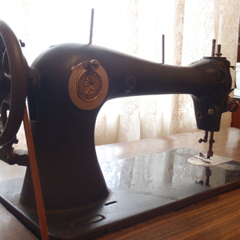 1860 Sewing Machine