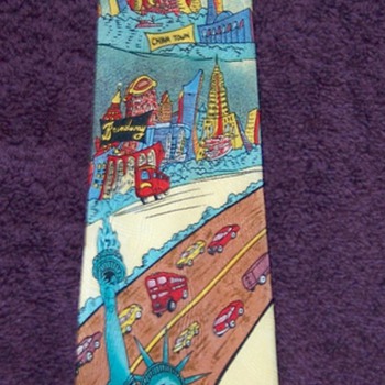 Very Weird NYC Tourist Tie from 1992