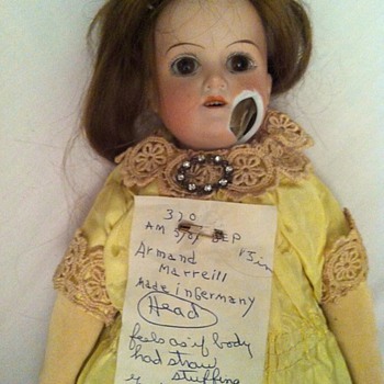A cracked beauty from Marseilles - Dolls