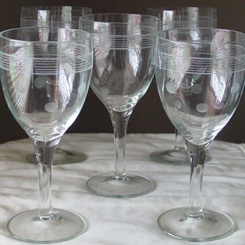 "Soap Powder"? Wine/Water Goblets - Glassware