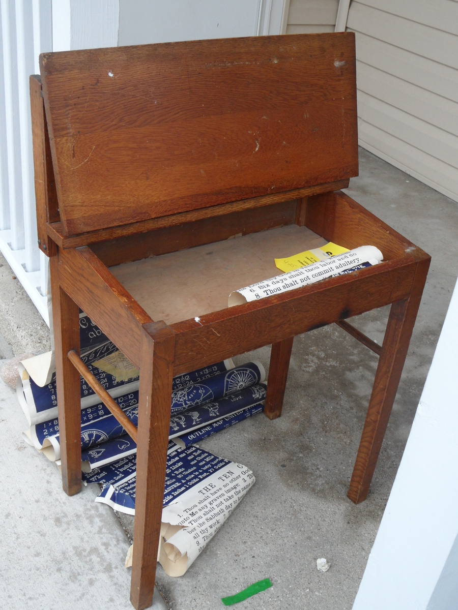 Vintage scroll childs desk ??????????? Collectors Weekly