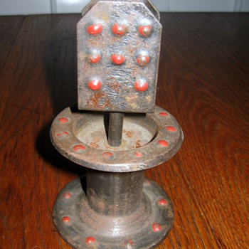 GERMAN PAINTED MATCH HOLDER - Tobacciana