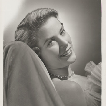 Grace Kelly Promo Photo (1953) - Photographs