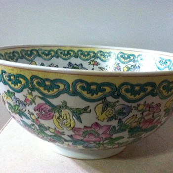 Big Chinese bowl