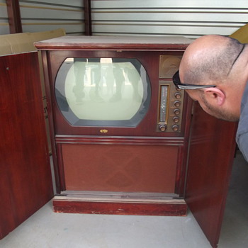 Dumont television 50's? - Radios