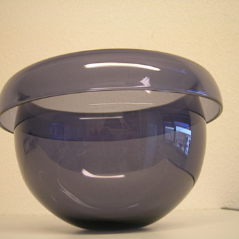 nanny still ametisti  - Art Glass